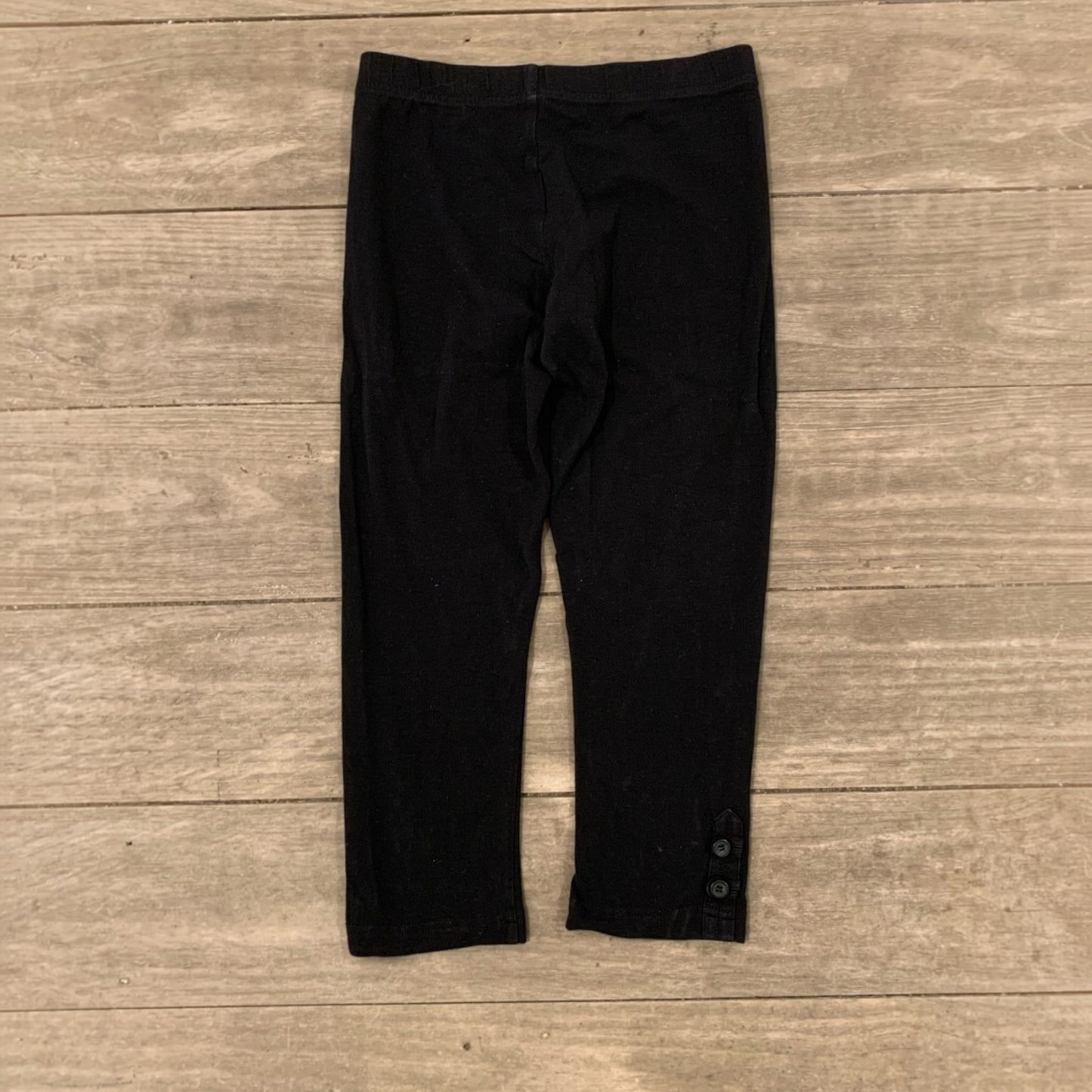button capri pants size xs/s