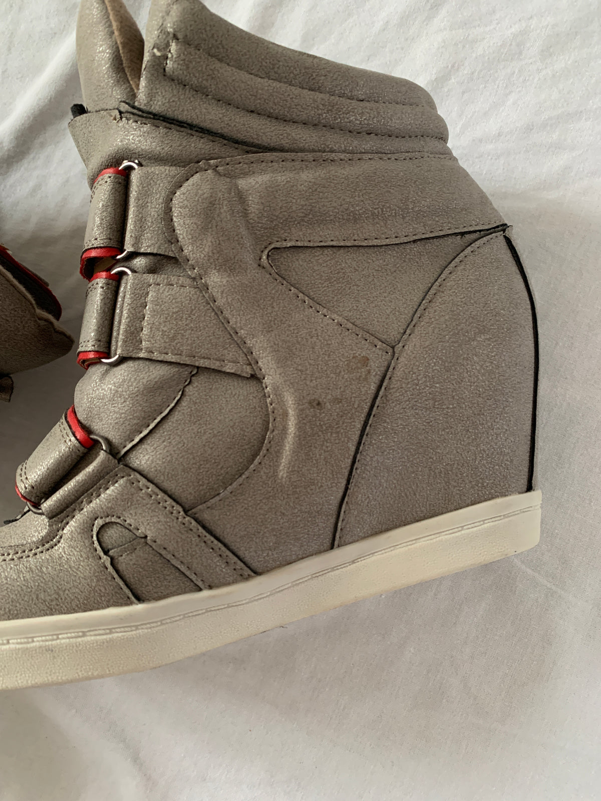 wedge sneaker size 38