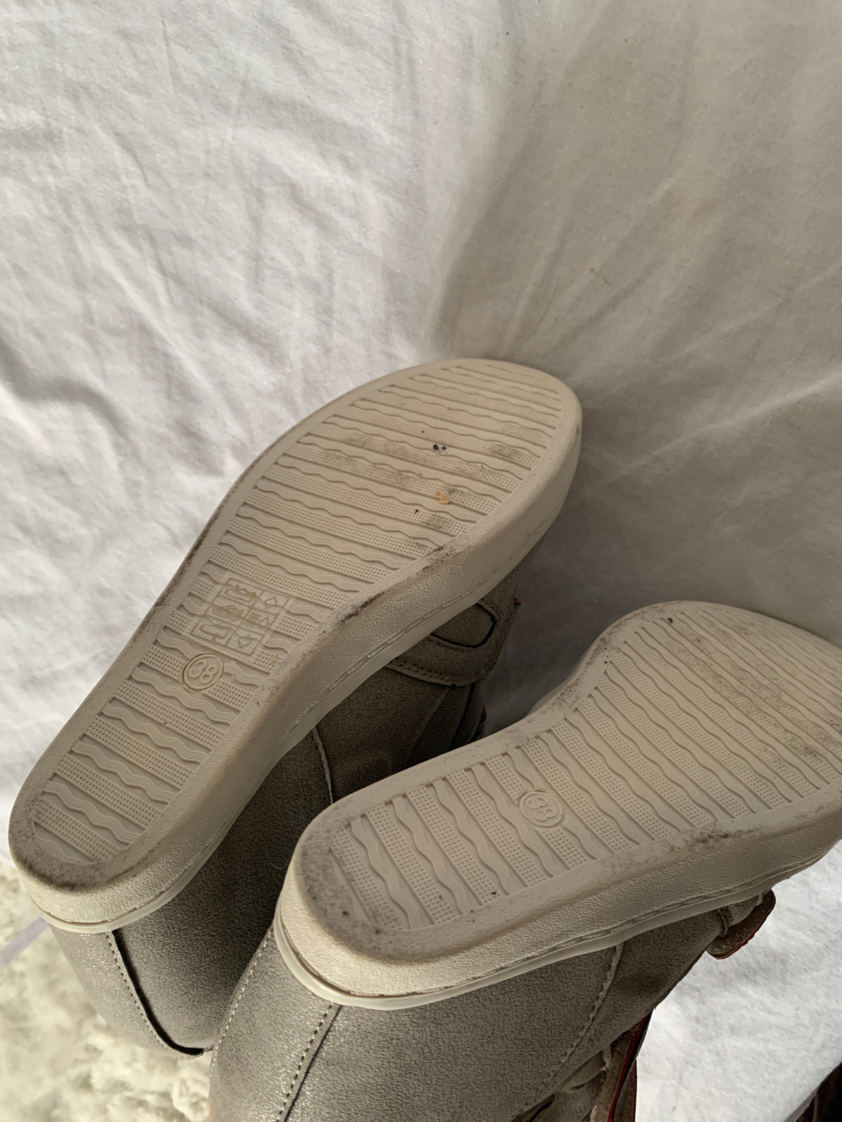 wedge sneaker size 38