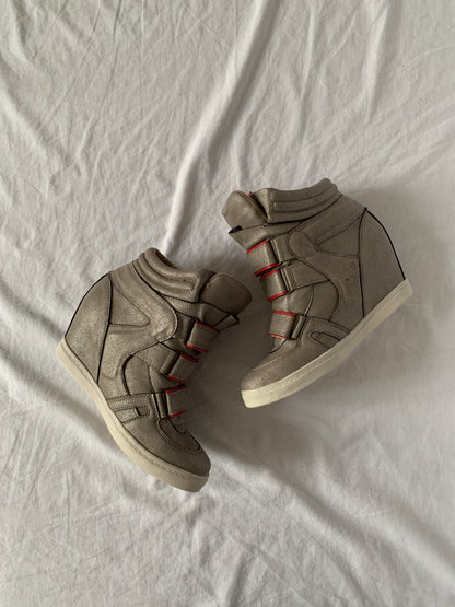 wedge sneaker size 38