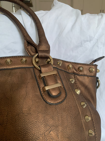 bag with studs