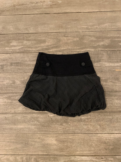 button skirt size s/m