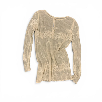 creme lace longsleeve size xs/s
