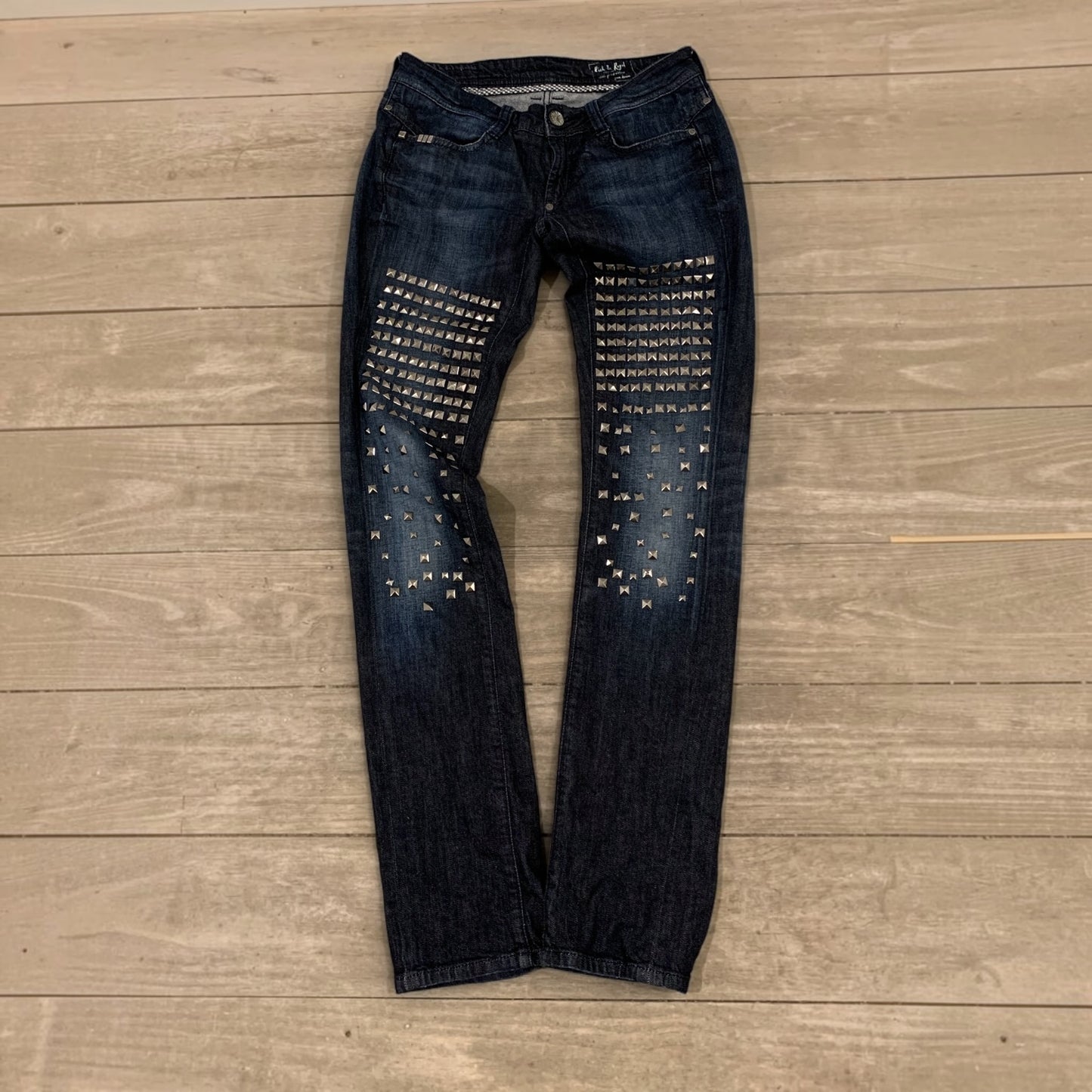 studded jeans size 28/34