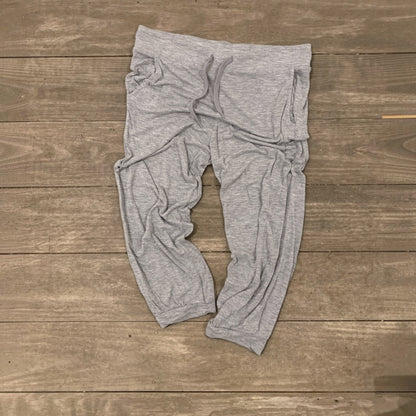 grey yoga mom capris size s/m