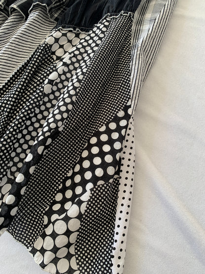skirt size s