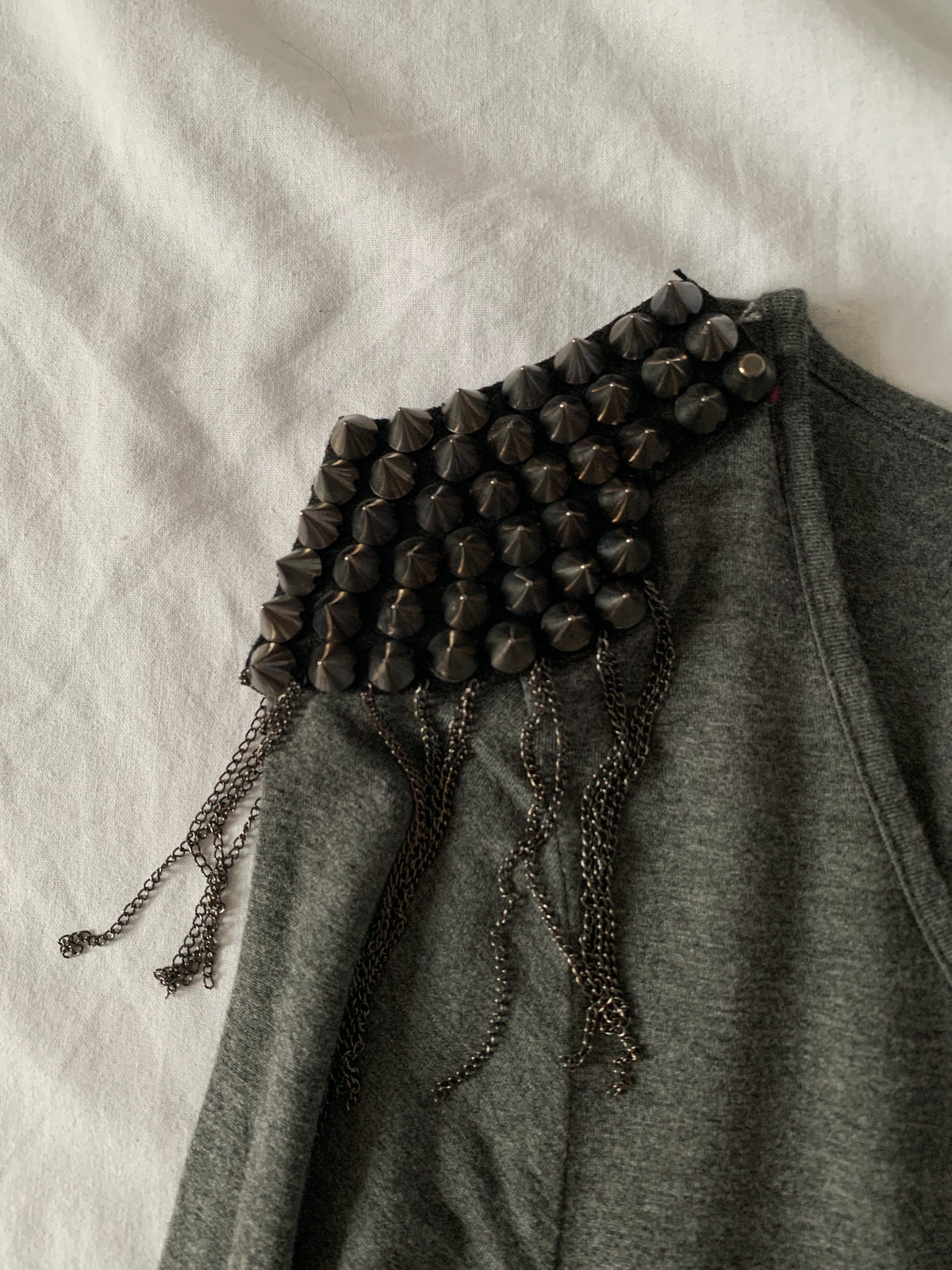 studded shoulder dress size m