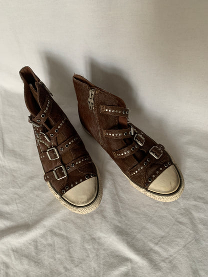 studded fur ash sneaker size 37