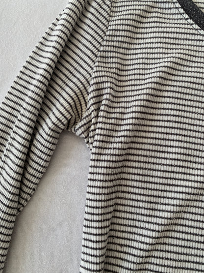 a&f henley size s