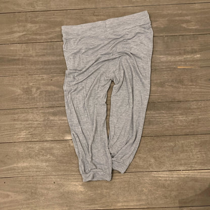 grey yoga mom capris size s/m