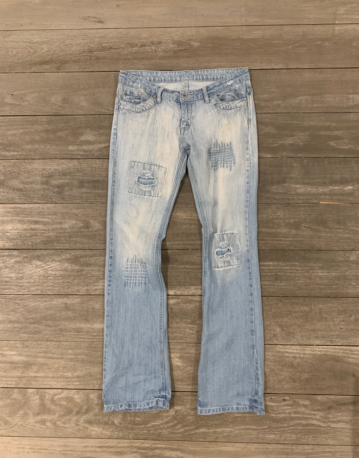 low waist distressed jeans size s/m