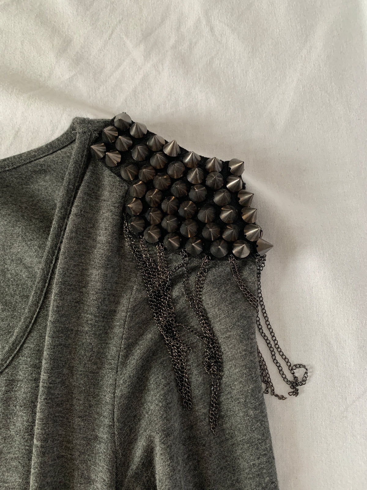 studded shoulder dress size m