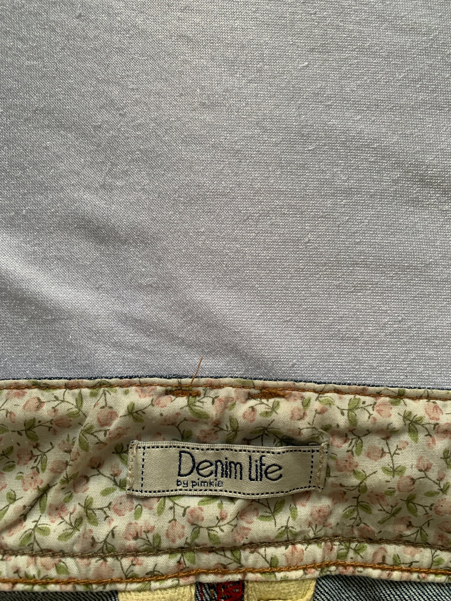 skirt size s