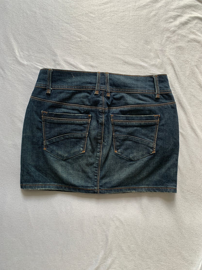 skirt size s