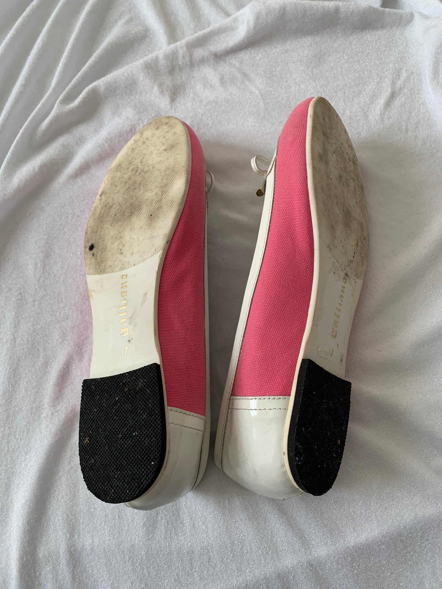 galliano flats 37