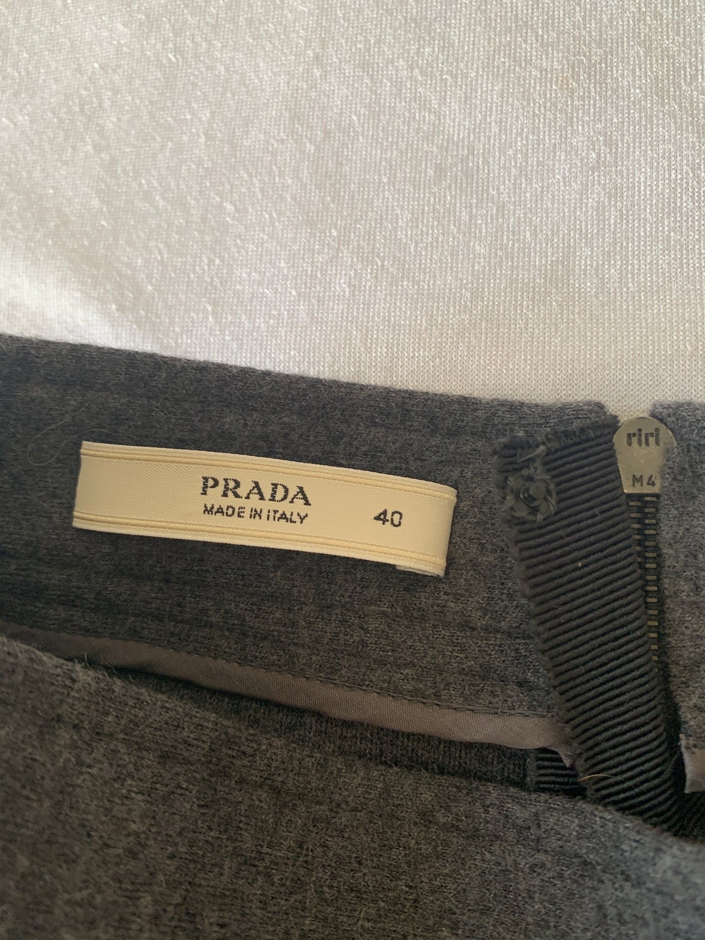 prada skirt size xs/s