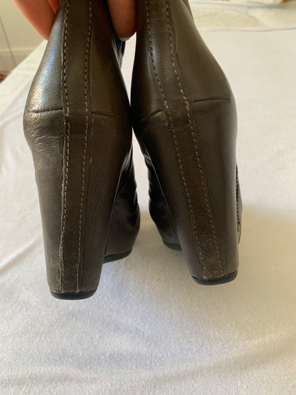ash wedges 38