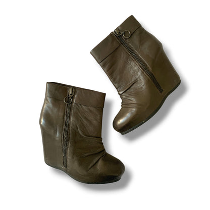 ash wedges 38